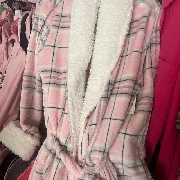 Pink Robe size 3x - Picture 3 of 4